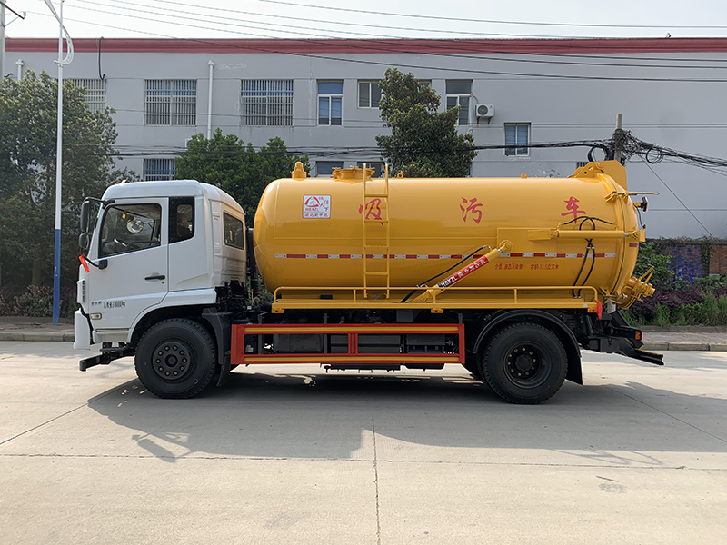 中潔牌XZL5186GXW6型吸污車