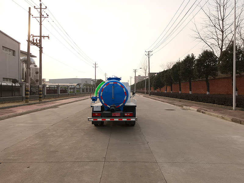 XZL5040GXWBEV型純電動吸污車